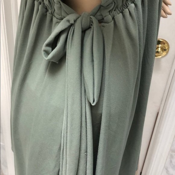 LAST 1! Sleeveless V-neck babydoll fit drape dress - Picture 8 of 8